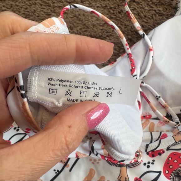 SHEIN Mushroom Print Two Piece Swimsuit Bathing Suit Size L NEW - Picture 5 of 5